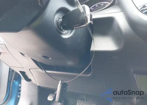 2019 Toyota Camry Se z USA, uszkodzony, nr VIN 4T1B11HK4KU169902